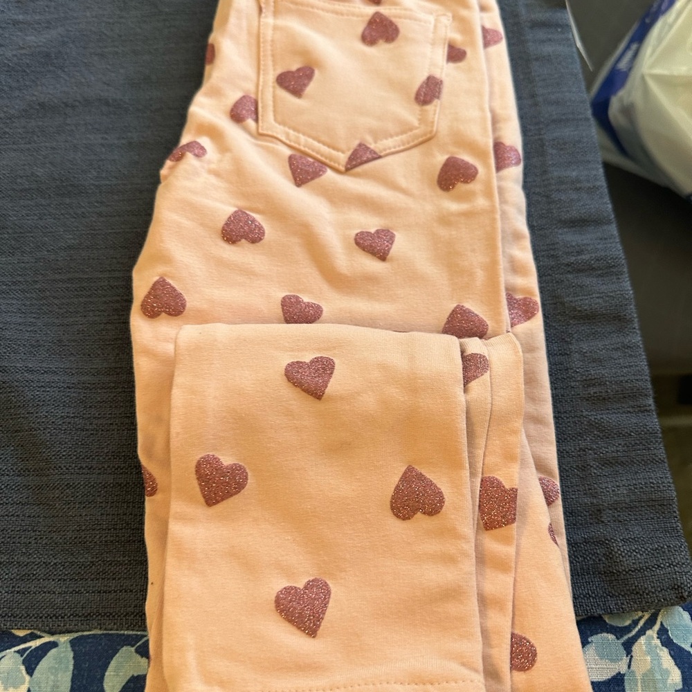Size 8 - Picture 2 of 4